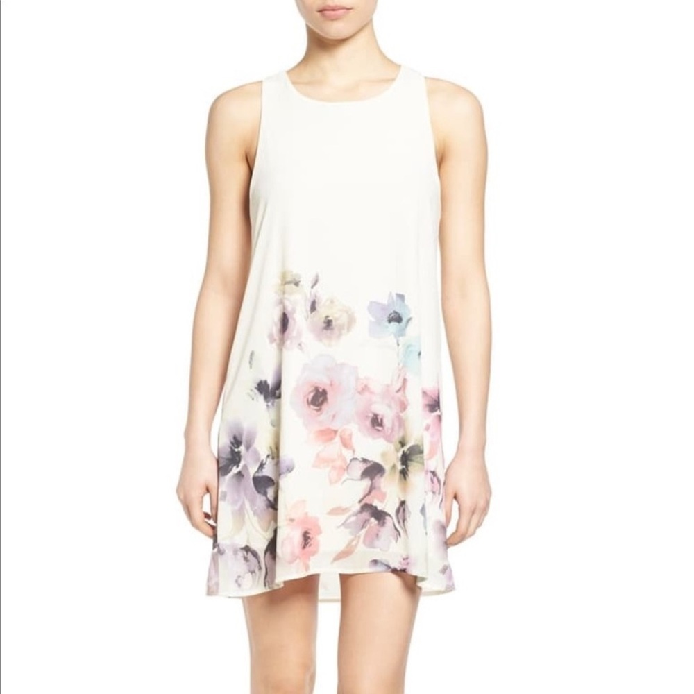 JELLA C. | Floral Mini Swing Dress Crew Neck with Keyhole